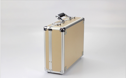铝合金仪器箱与航空仪器箱是两种不同的箱体吗？